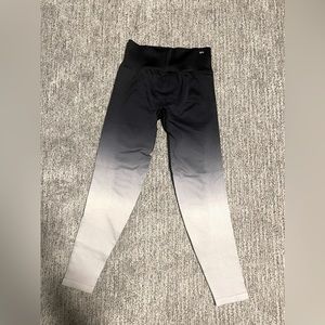 Pink active seamless ombre leggings